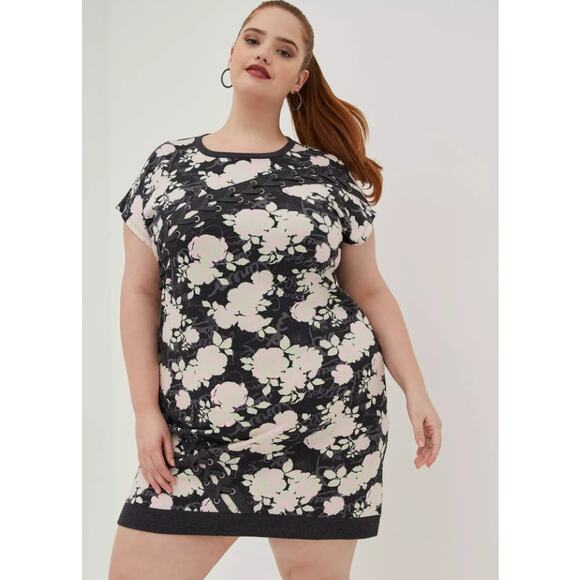 Torrid LoveSick Dolman Dress Cotton Black Floral Plus 2x Dark Romantic Goth - Picture 1 of 9